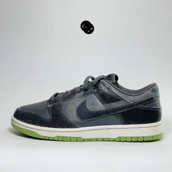 Dunk Low Halloween 'Cauldron'