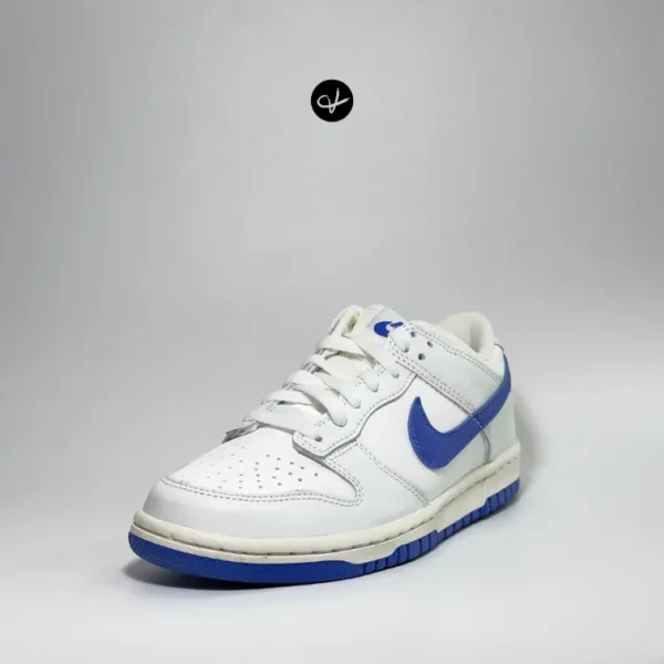 Dunk Low 'Hyper Royal' (GS) - Image 2