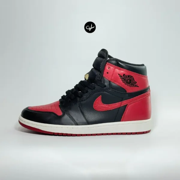 Jordan 1 High 'Banned'