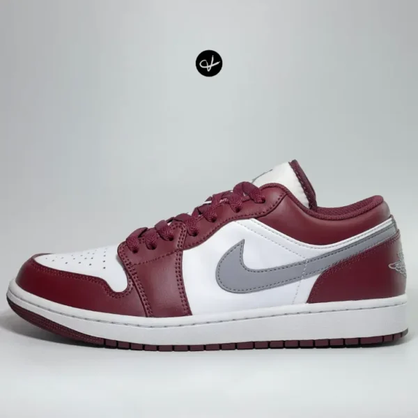 Jordan 1 Low 'Bordeaux'