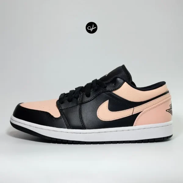 Jordan 1 Low 'Crimson Tint'