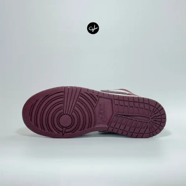 Jordan 1 Low 'Night Maroon' (GS) - Image 4