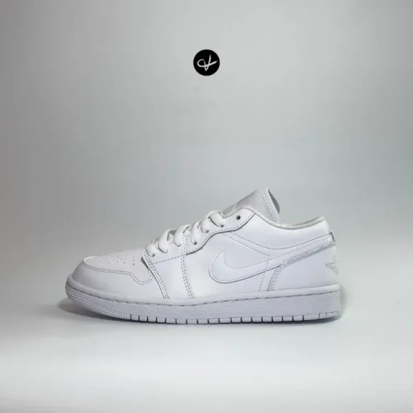 Jordan 1 Low 'Triple White'