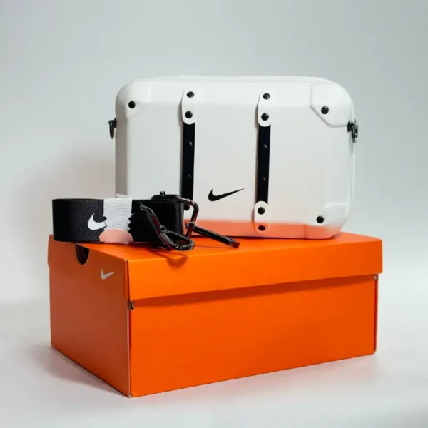 Nike Trunk Bag - Image 2