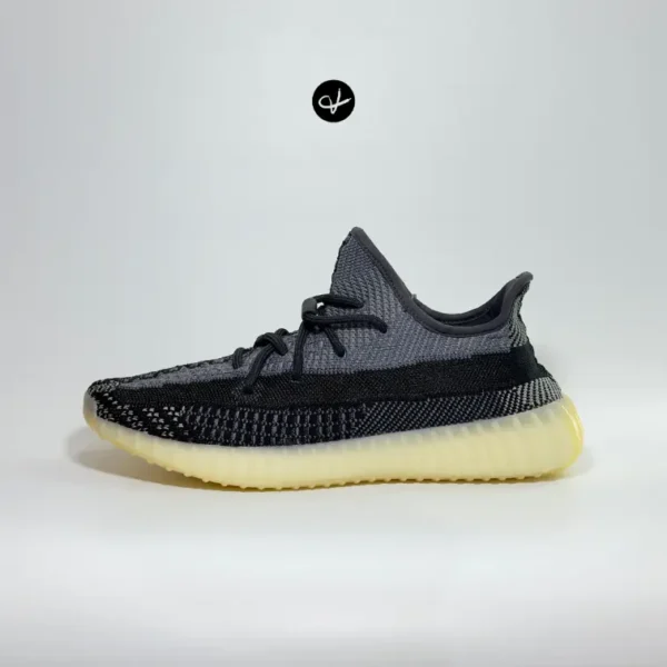 Yeezy 350 V2 'Carbon'